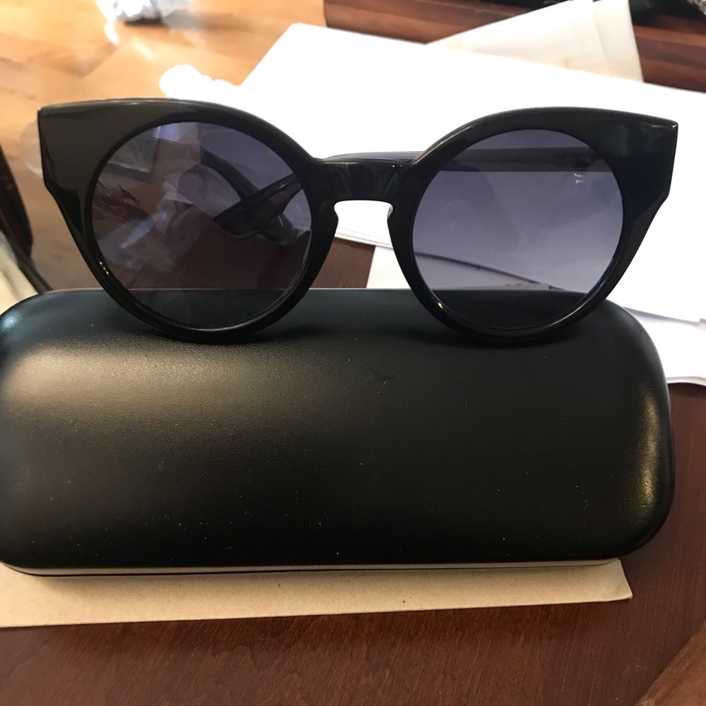 Alexander McQueen sunglasses